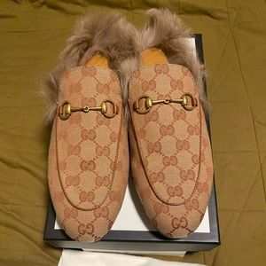 Gucci Beige Princetown Canvas Gg Fur Loafer Slide Mule Slipper Flats